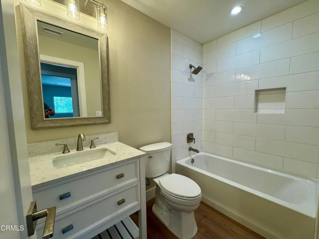 3410 Frankie Drive, Newbury Park, California 91320 home-pic-13
