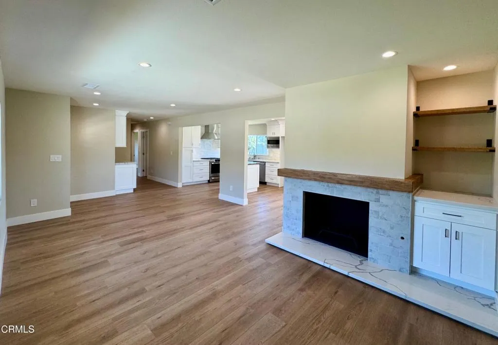 3410 Frankie Drive, Newbury Park, California 91320 home-pic-4