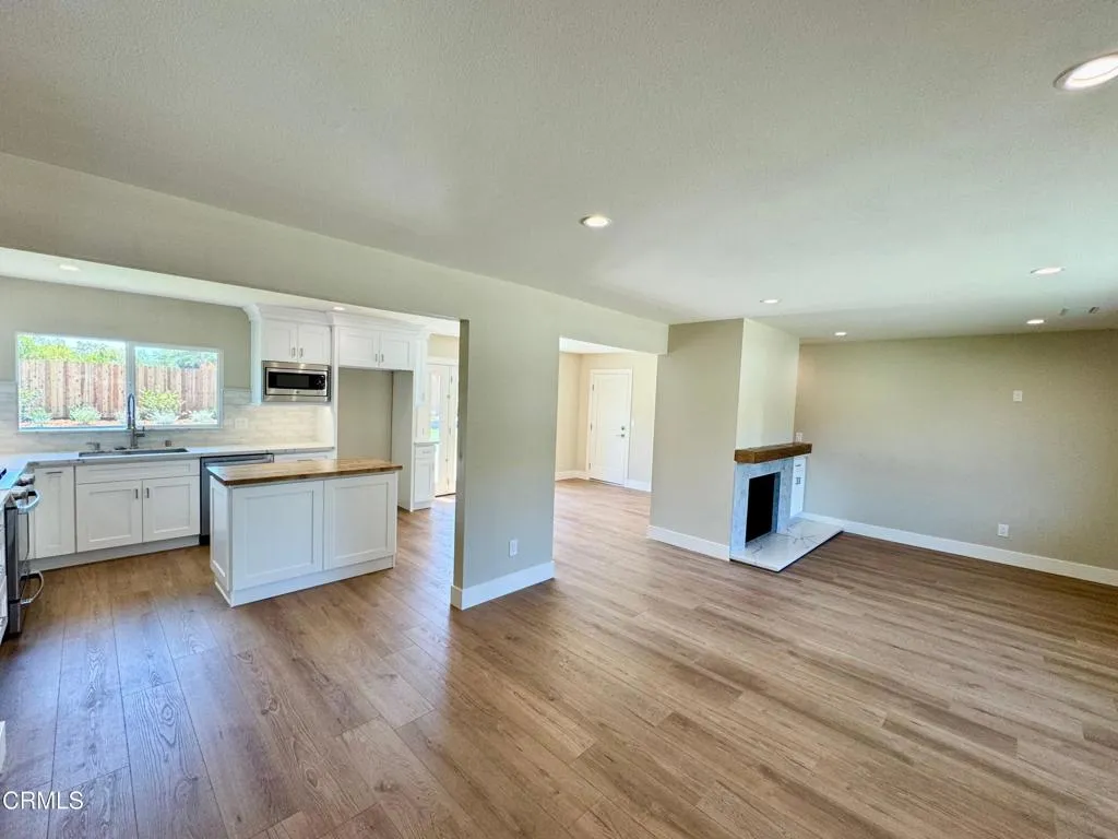 3410 Frankie Drive, Newbury Park, California 91320 home-pic-3