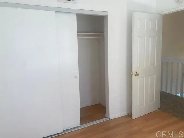 wall to wall closet