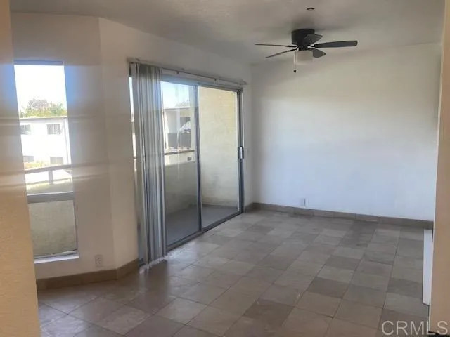 balcony off dining room