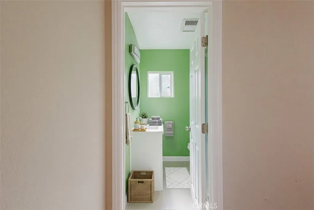 2226 Hauser Boulevard, Los Angeles, California 90016 home-pic-9