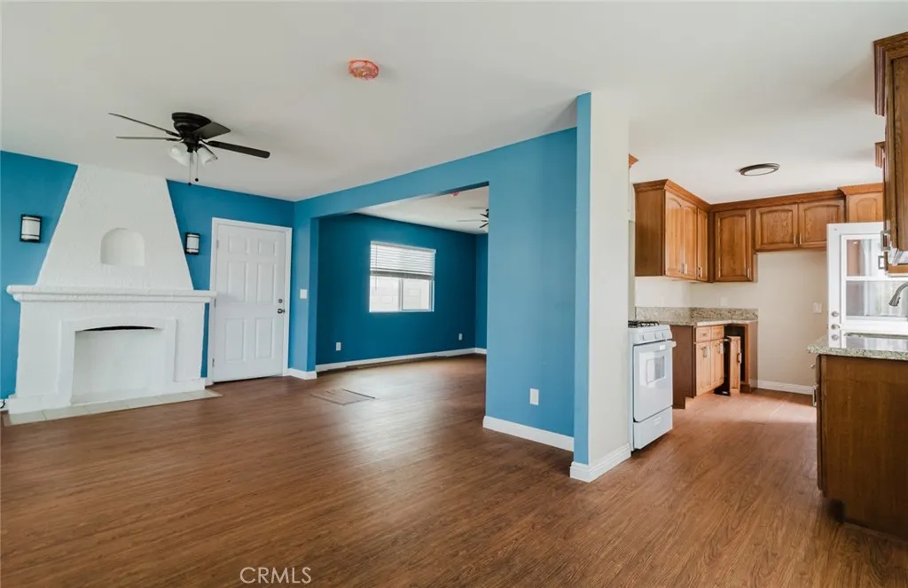 2226 Hauser Boulevard, Los Angeles, California 90016 home-pic-13