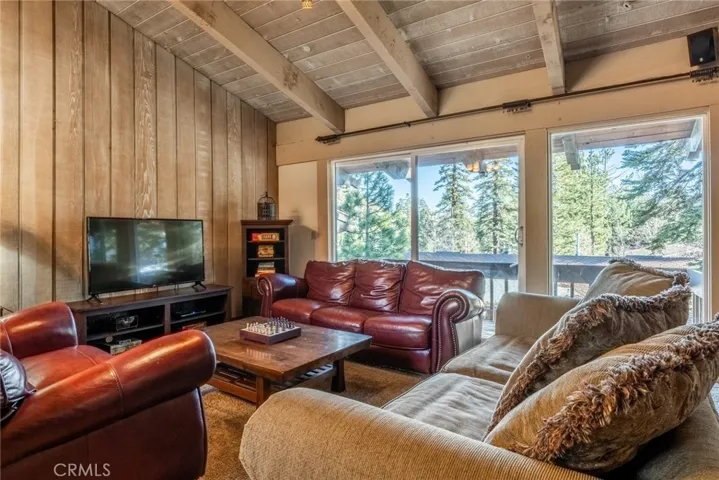 Spacious family room