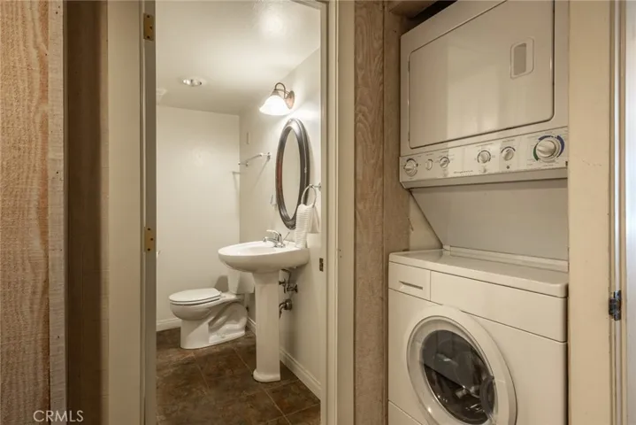 Laundry Area in bonus area