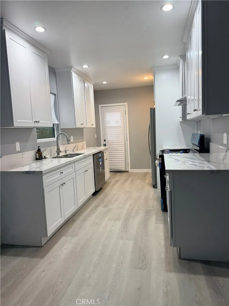 2101 W Canton, Long Beach, California 90810 home-pic-24