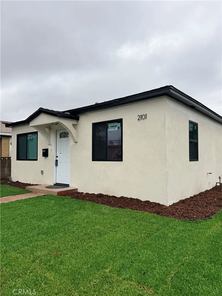 2101 W Canton, Long Beach, California 90810 home-pic-1
