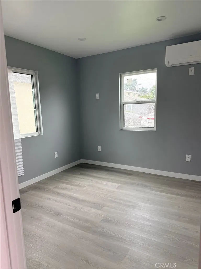 2101 W Canton, Long Beach, California 90810 home-pic-17