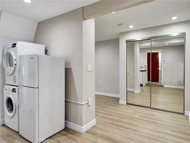 985 1/2 Dexter Street, Los Angeles, California 90042
