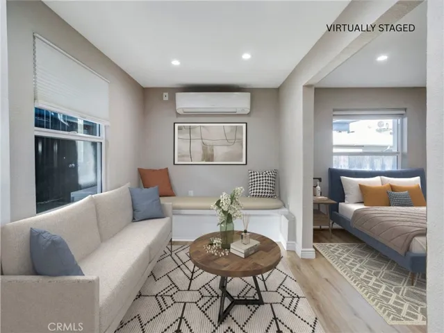 985 1/2 Dexter Street, Los Angeles, California 90042