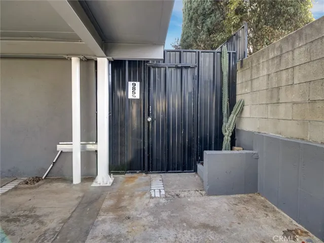 985 1/2 Dexter Street, Los Angeles, California 90042