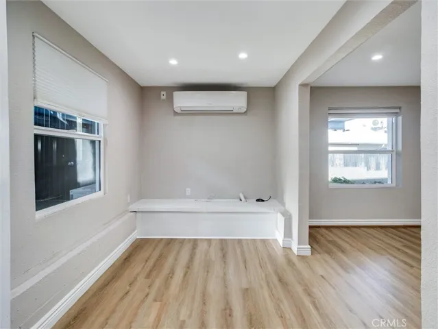 985 1/2 Dexter Street, Los Angeles, California 90042