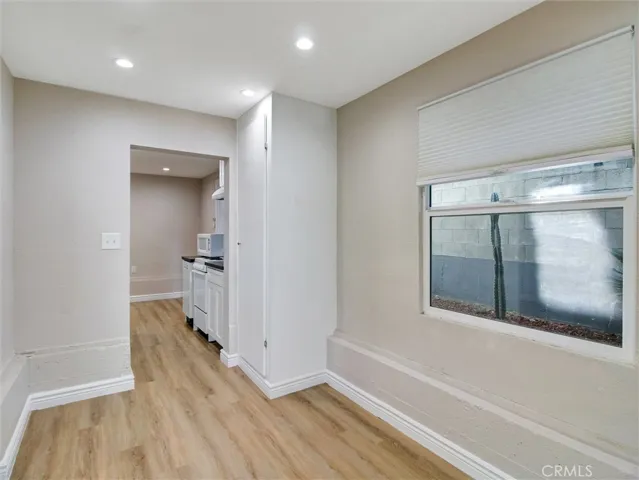 985 1/2 Dexter Street, Los Angeles, California 90042