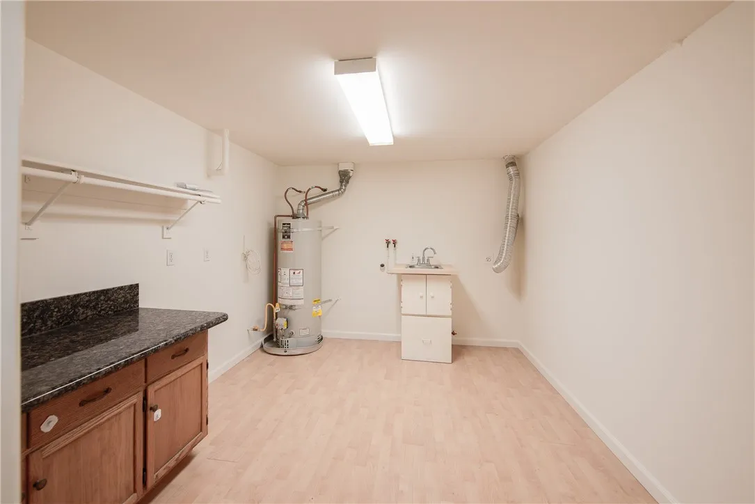 401 W 220th Street  home-pic-29