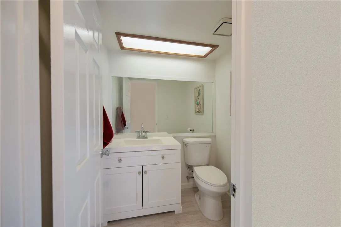 401 W 220th Street  home-pic-16