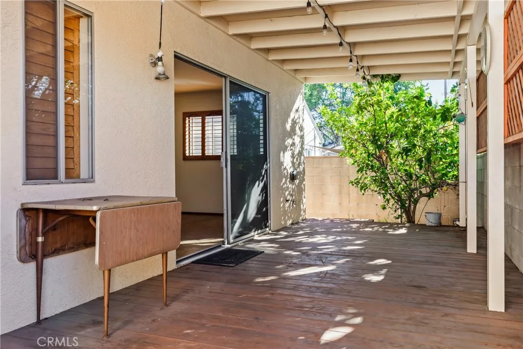 531 N Niagara, Burbank, California 91505 home-pic-22