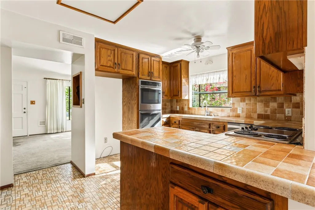 531 N Niagara, Burbank, California 91505 home-pic-18