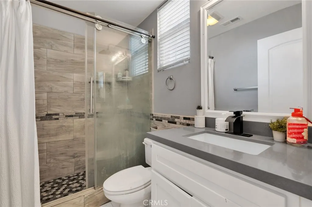 10180 Via Pescadero, Moreno Valley, California 92557 home-pic-22