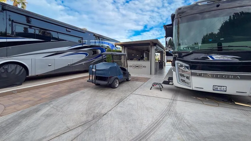 326 rv lot