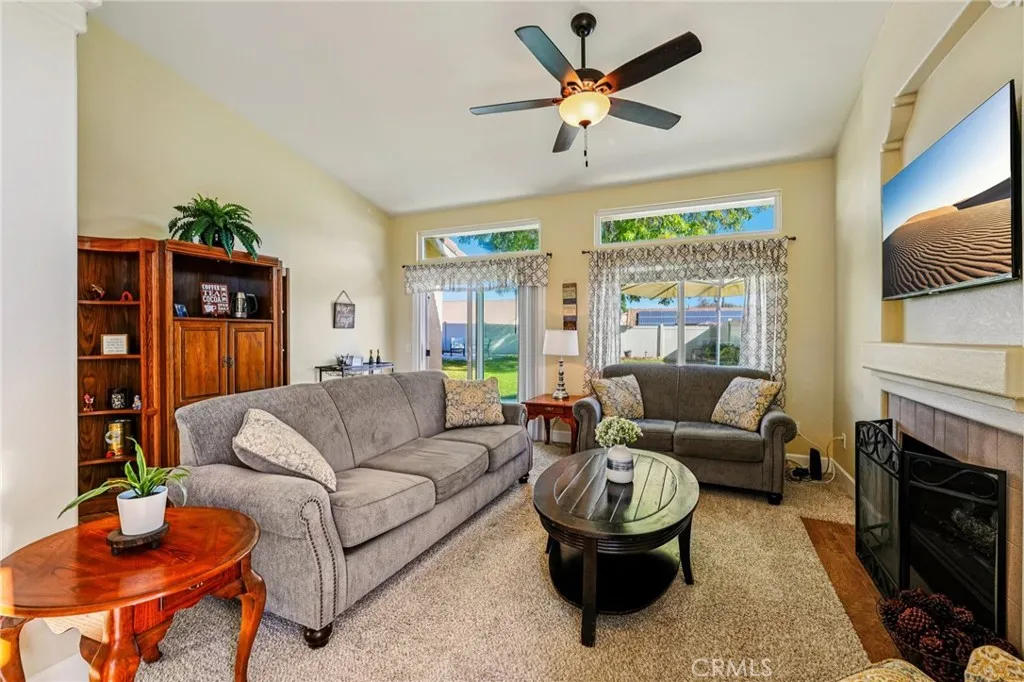 42364 Corte Villosa, Temecula, California 92592 home-pic-4