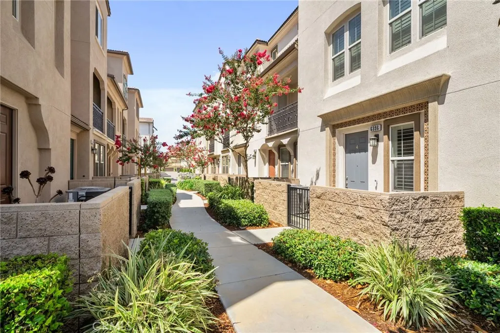 6396 Pictor Court, Eastvale, California 91752 home-pic-4