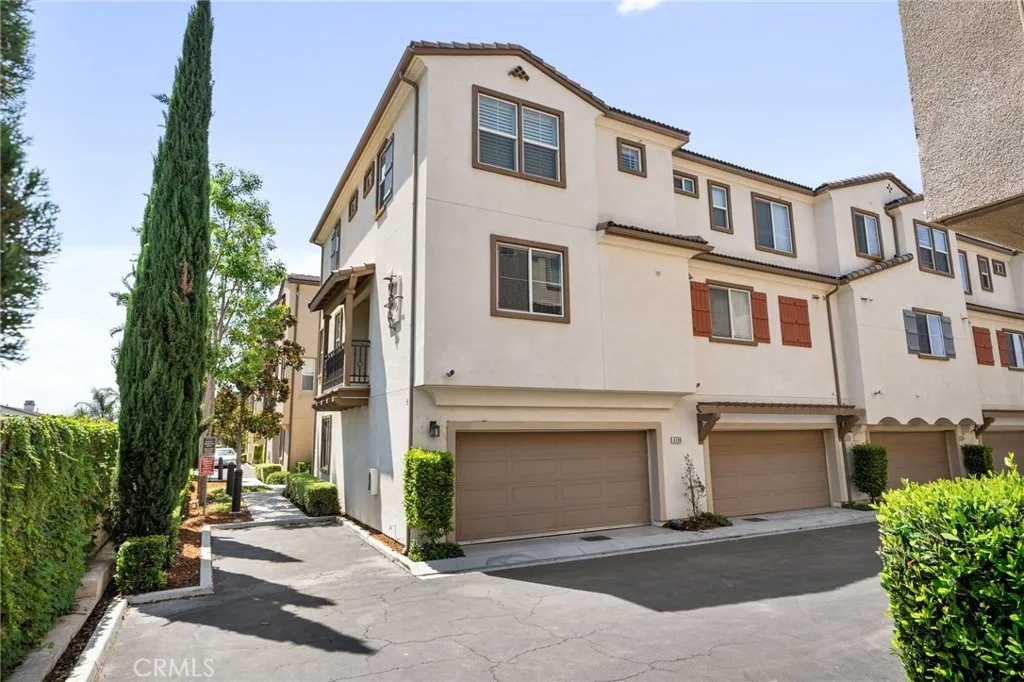 6396 Pictor Court, Eastvale, California 91752 home-pic-30