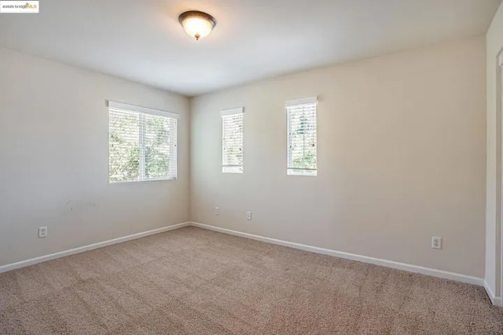 1319 Teal Hollow Dr, Yuba City, California 95993