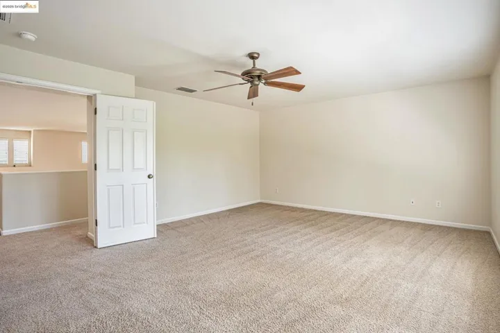 1319 Teal Hollow Dr, Yuba City, California 95993