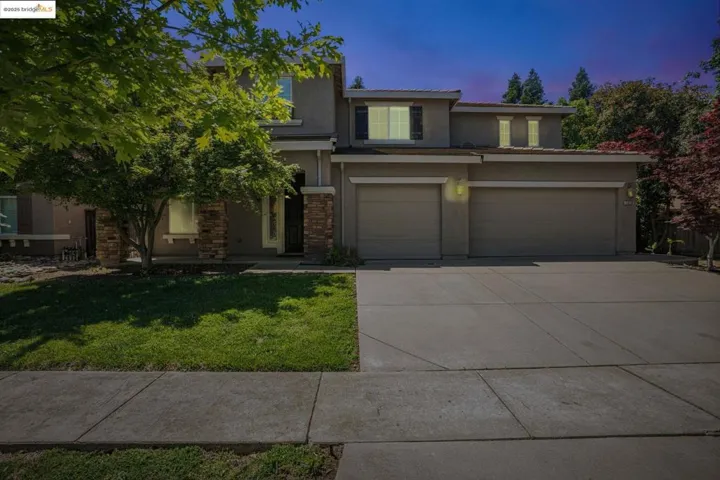 1319 Teal Hollow Dr, Yuba City, California 95993