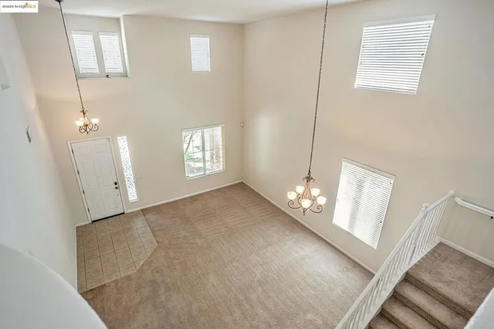 1319 Teal Hollow Dr, Yuba City, California 95993