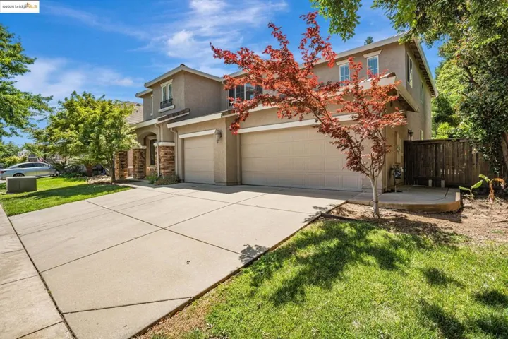 1319 Teal Hollow Dr, Yuba City, California 95993