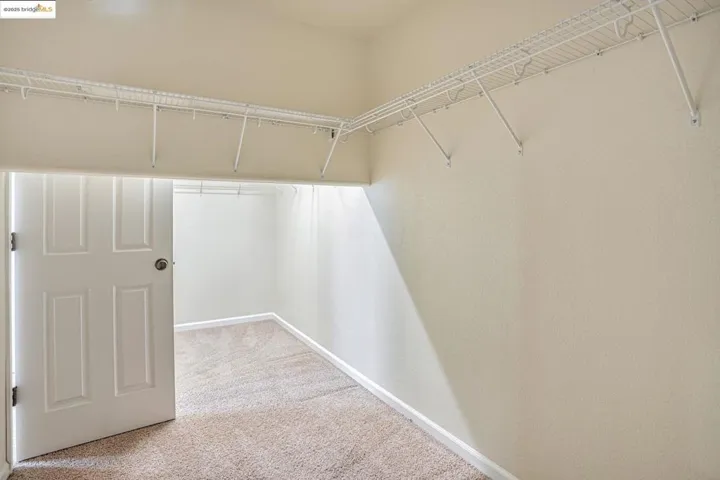 1319 Teal Hollow Dr, Yuba City, California 95993