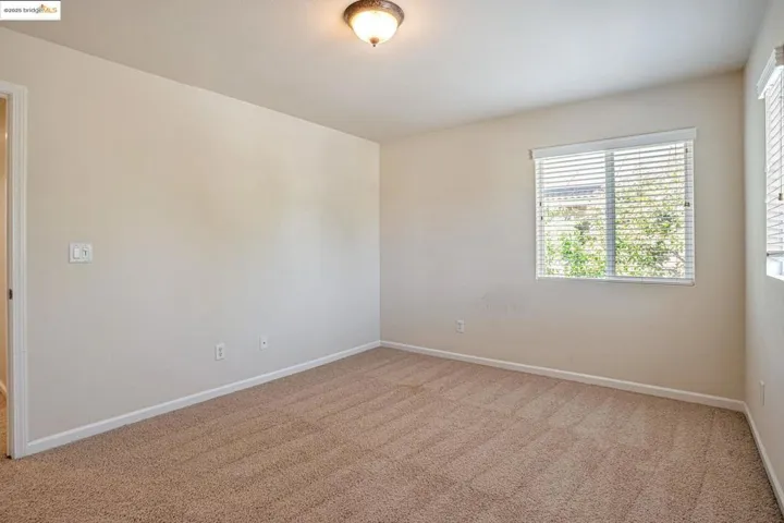 1319 Teal Hollow Dr, Yuba City, California 95993