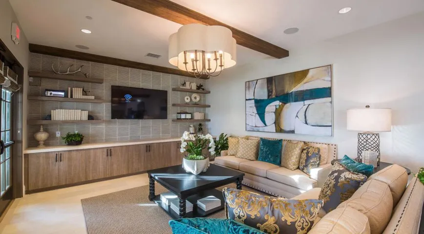 49-web-or-mls-Signature_PGA_West_1215_00