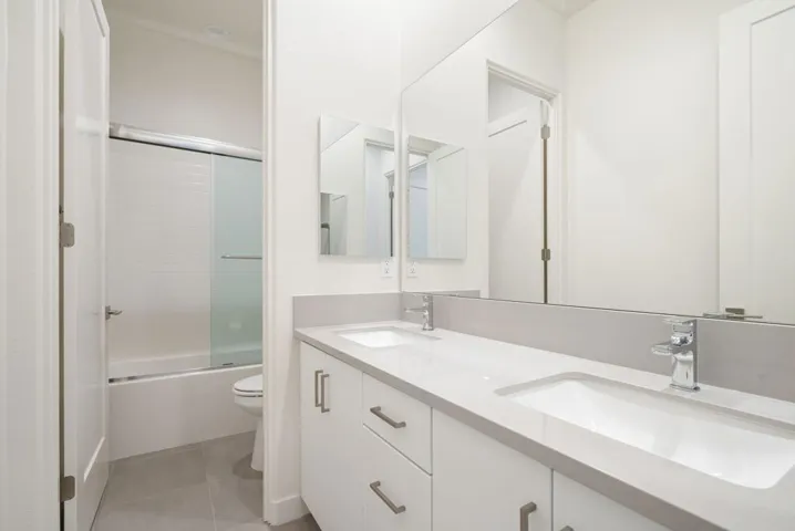 35-web-or-mls-JMPlatinumWay_2022_035