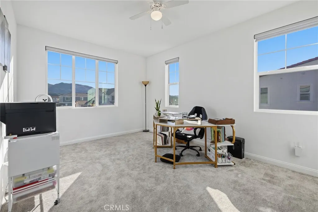 369 Rose, Fillmore, California 93015 home-pic-17