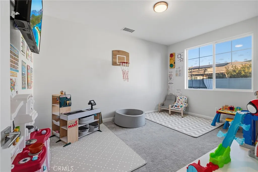 369 Rose, Fillmore, California 93015 home-pic-25
