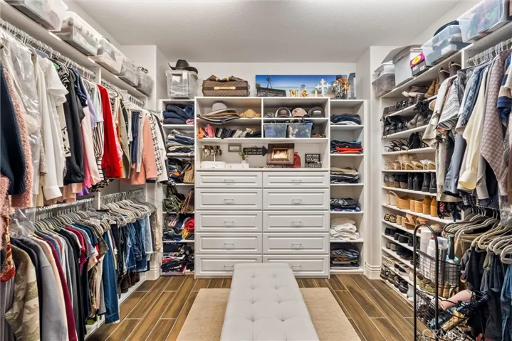 Walk in Closet
