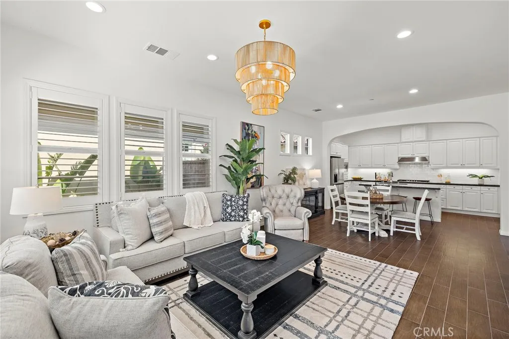 90 Galan, Rancho Mission Viejo, California 92694 home-pic-2