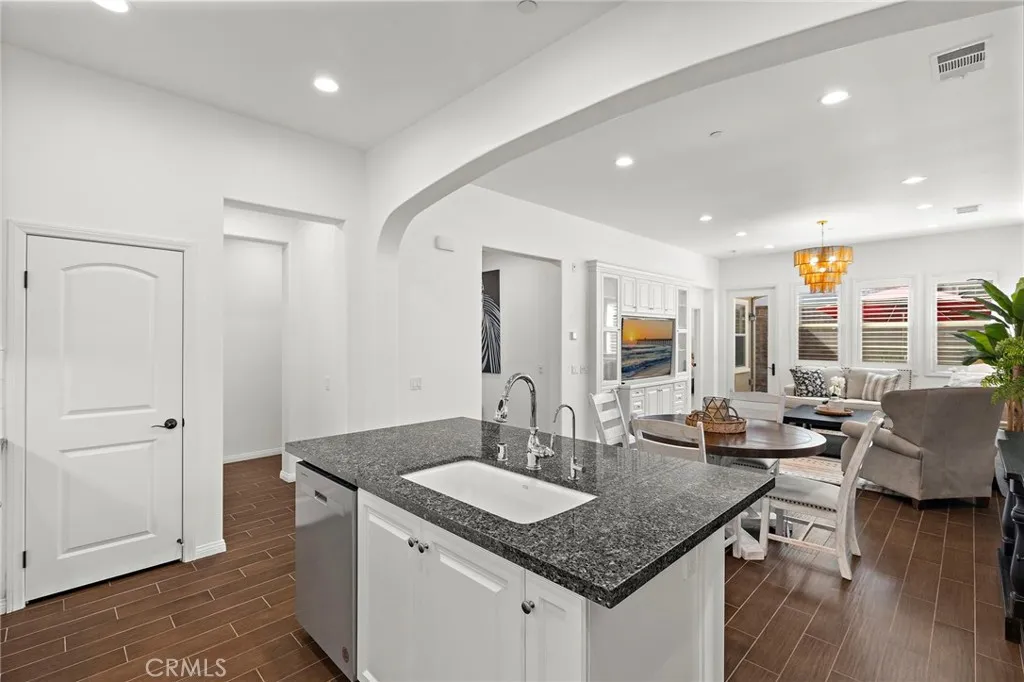 90 Galan, Rancho Mission Viejo, California 92694 home-pic-10