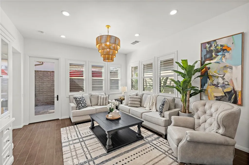 90 Galan, Rancho Mission Viejo, California 92694 home-pic-6