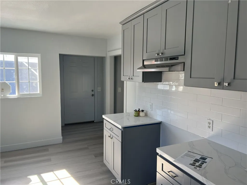 1612 W 71st, Los Angeles, California 90047 home-pic-7