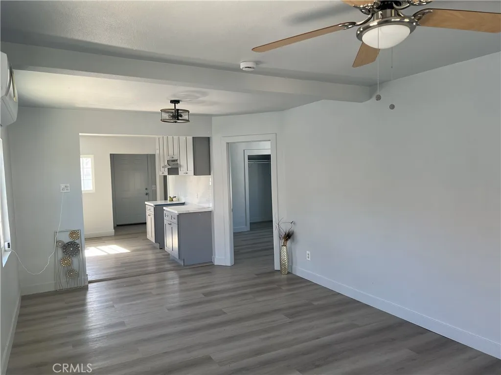 1612 W 71st, Los Angeles, California 90047 home-pic-19