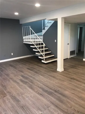 10210 Oklahoma Avenue B, Chatsworth, California 91311