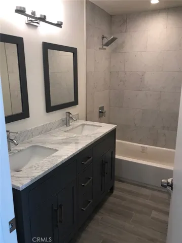 10210 Oklahoma Avenue B, Chatsworth, California 91311