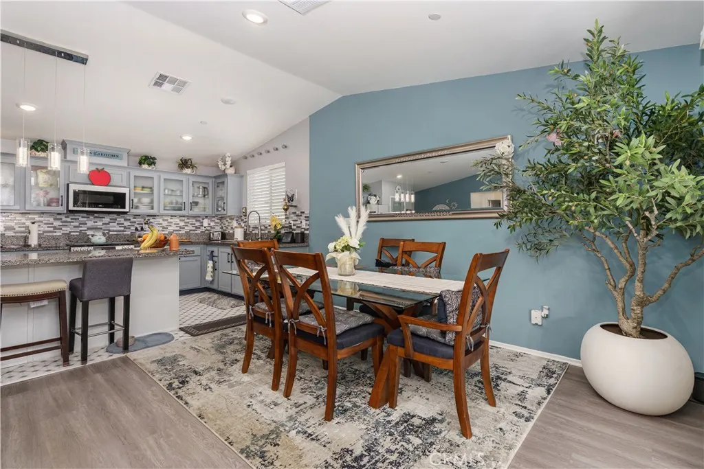 11461 Charlotte, Adelanto, California 92301 home-pic-11