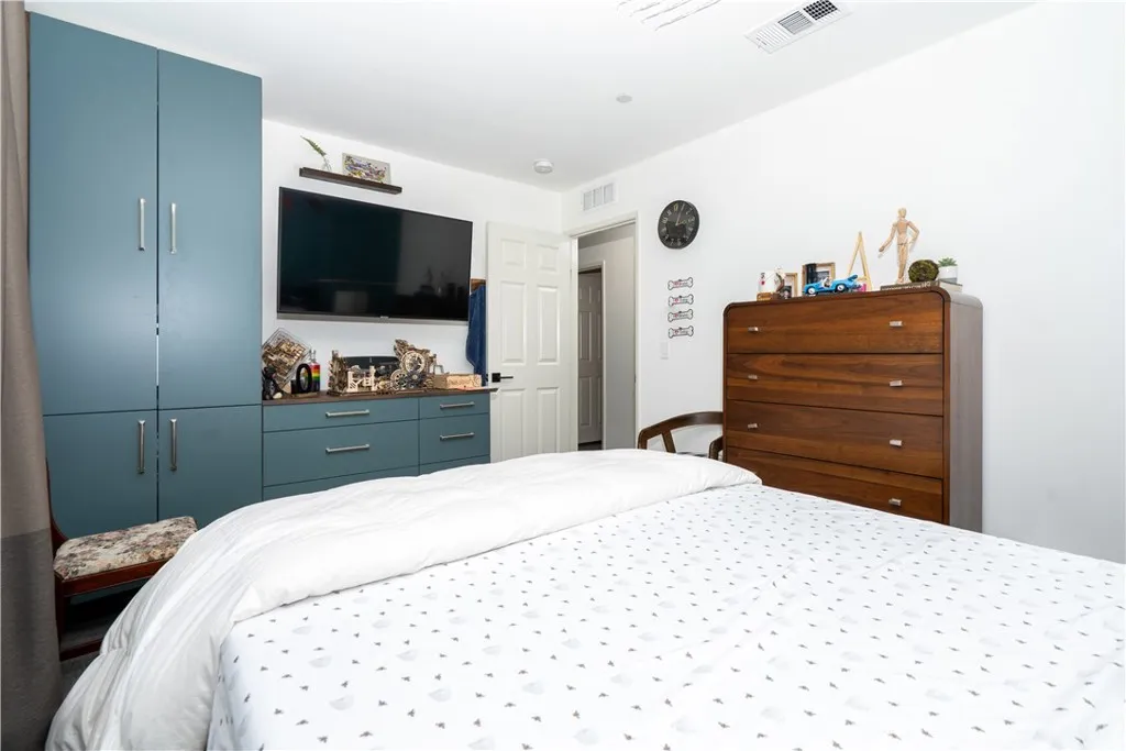 11461 Charlotte, Adelanto, California 92301 home-pic-22