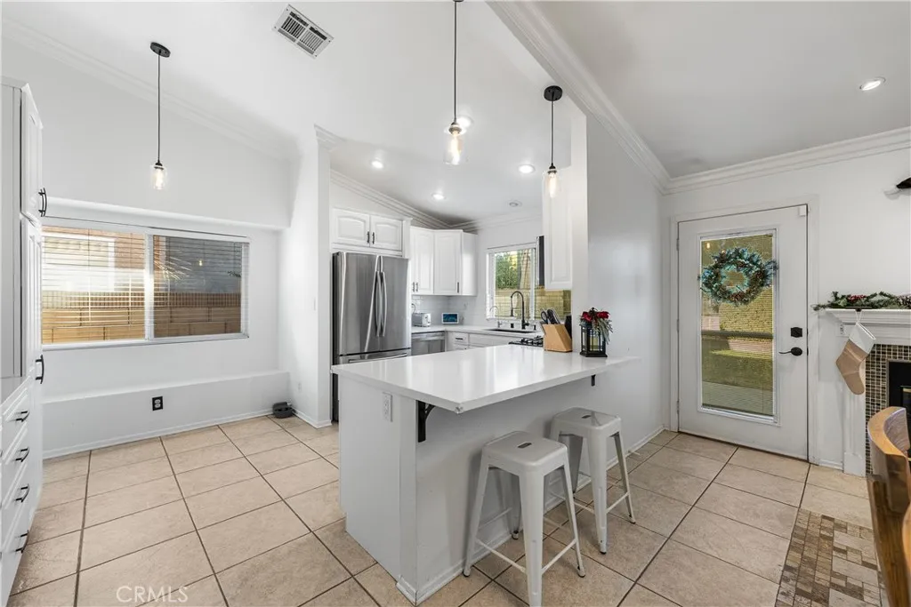 4565 Brisa, Palmdale, California 93551 home-pic-21