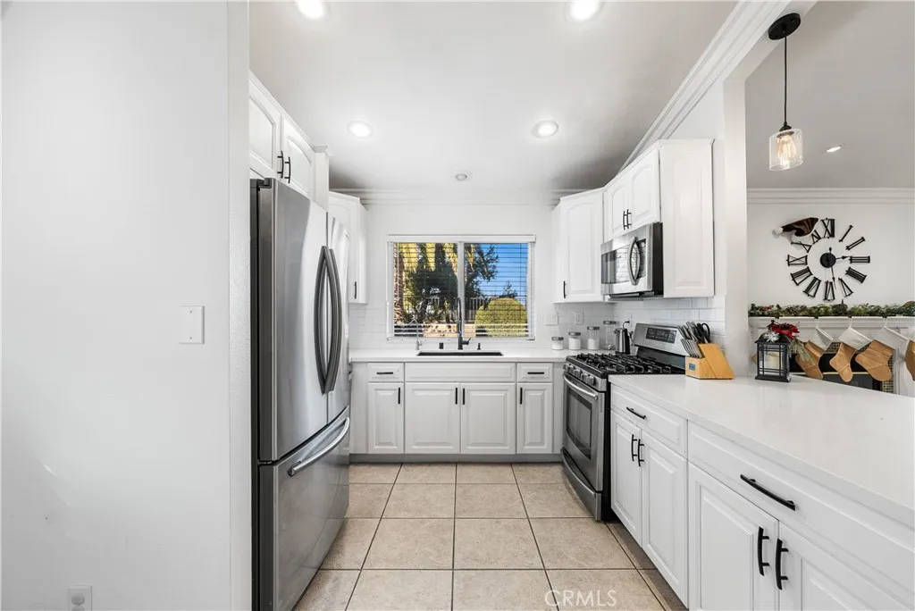4565 Brisa, Palmdale, California 93551 home-pic-26