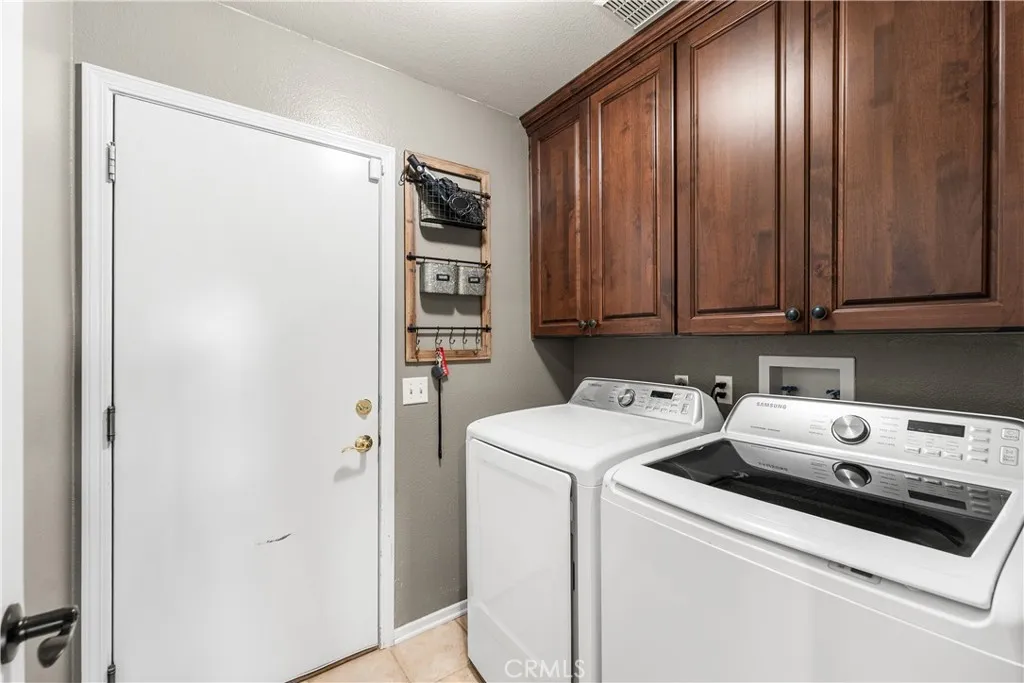 4565 Brisa, Palmdale, California 93551 home-pic-33